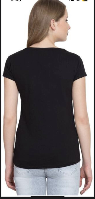 Women black colour t-shirt