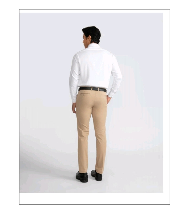 hunter Man's white classic collar Shirt